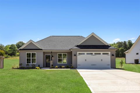 Photo of 1010 Speight Road, Albemarle, NC 28001 (MLS # 4354152)
