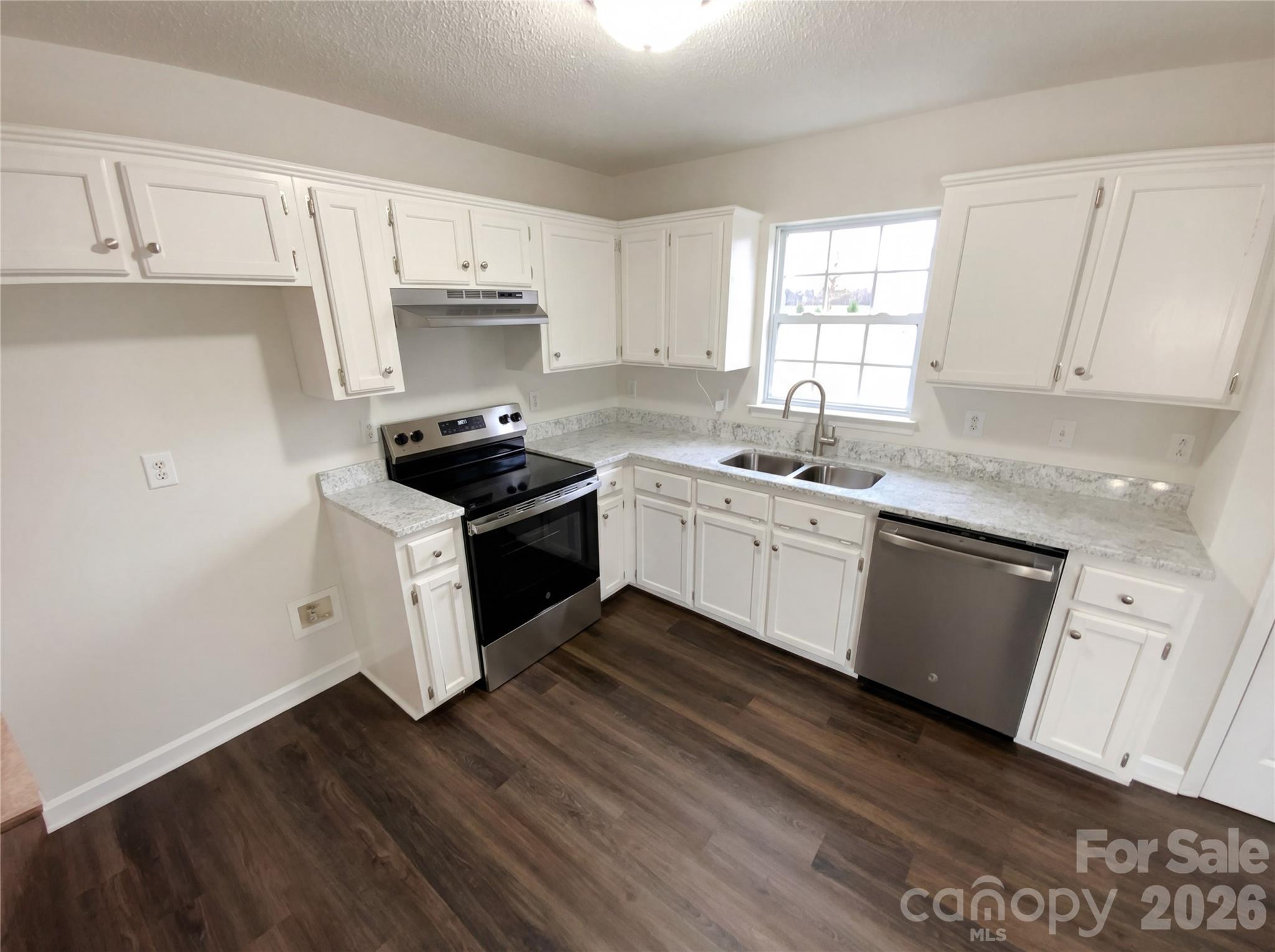 1617 Maurice Trull Road