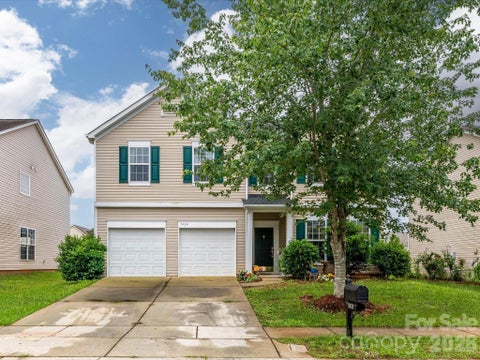 Photo of 5424 Nightshade Oaks Drive, Charlotte, NC 28227 (MLS # 4390959)