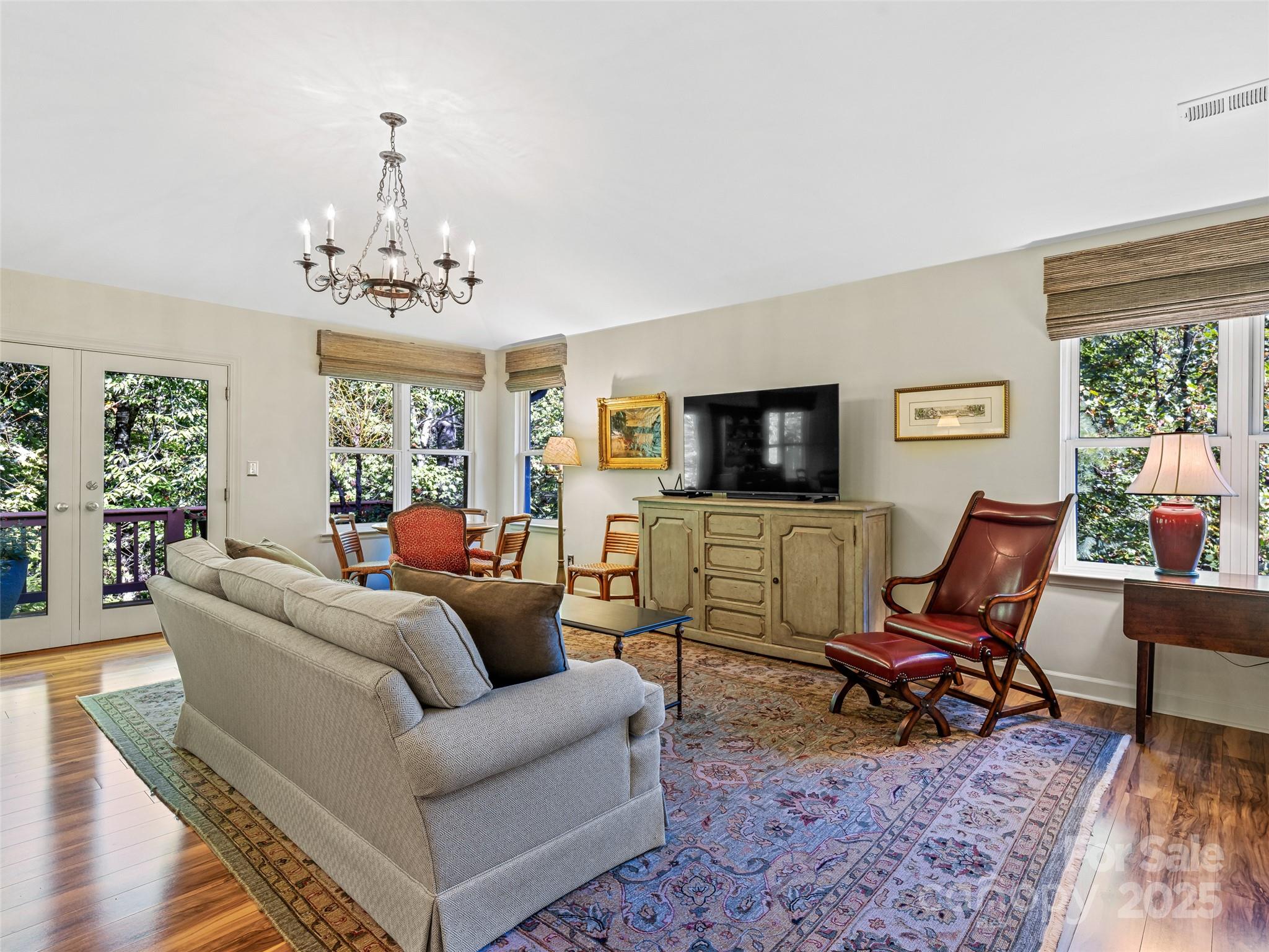 Straus Park - Residential