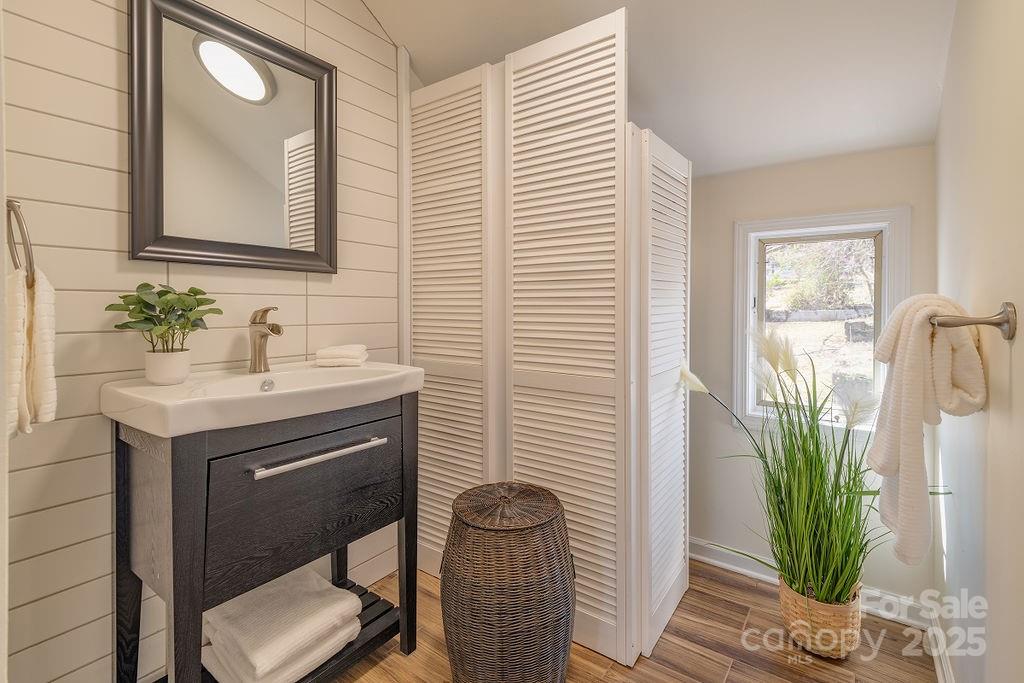 Montford - Residential