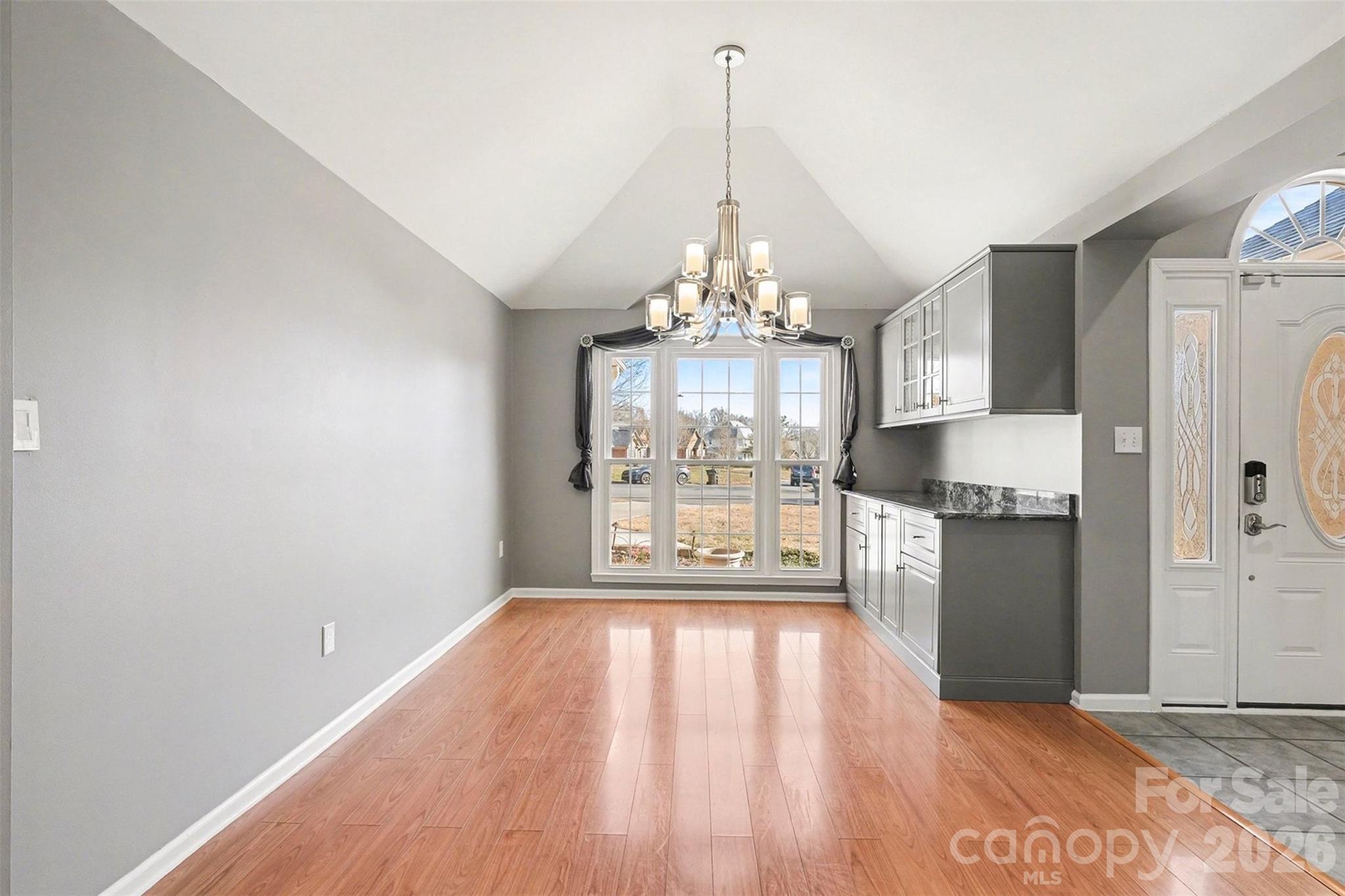 4400 Mackenzie Court SW