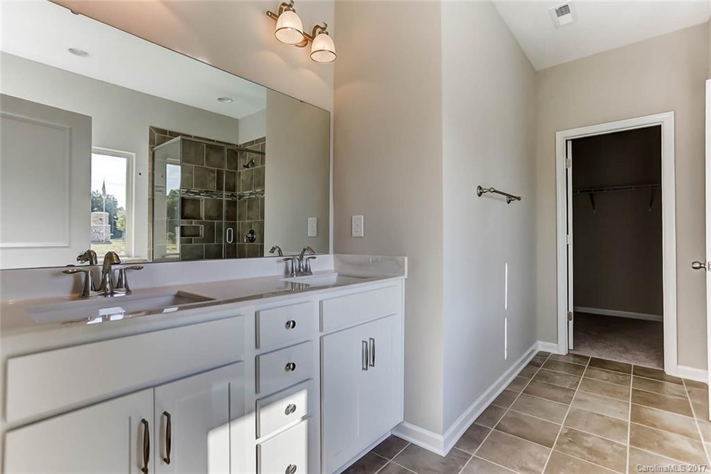 Robinson Oaks - Residential