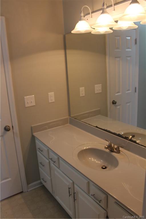 Tega Cay - Residential