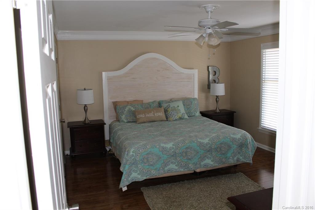 Tega Cay - Residential