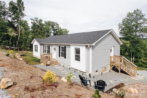 Photo of 70 S Cascades Drive, Nebo, NC 28761 (MLS # 4388947)