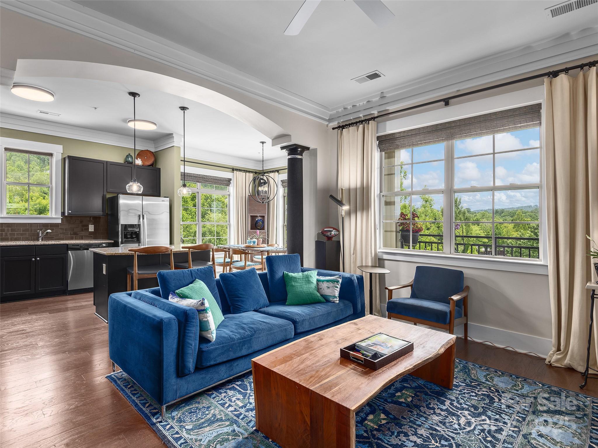 42 Schenck Parkway 306