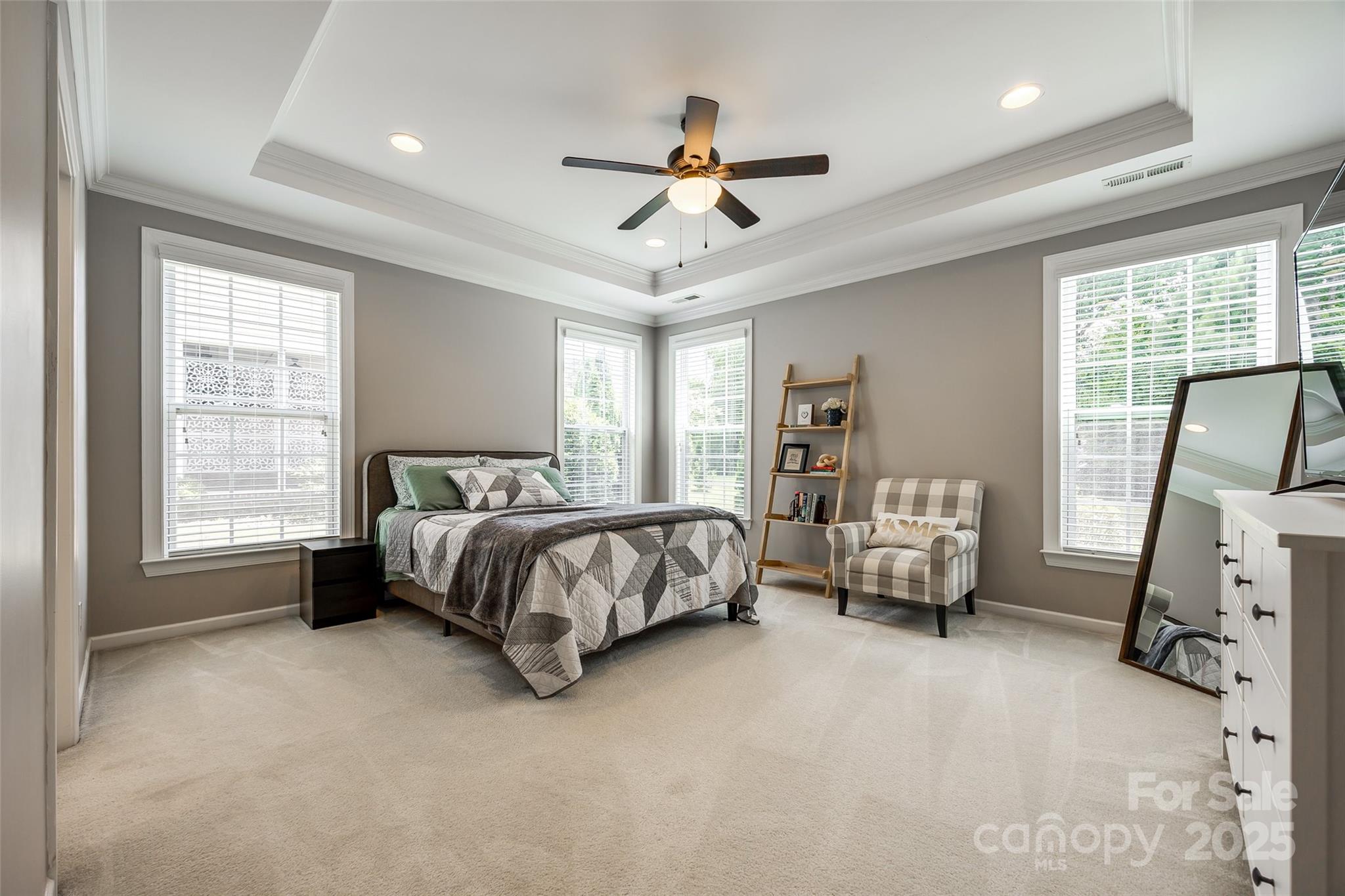 Hawks Creek - Residential