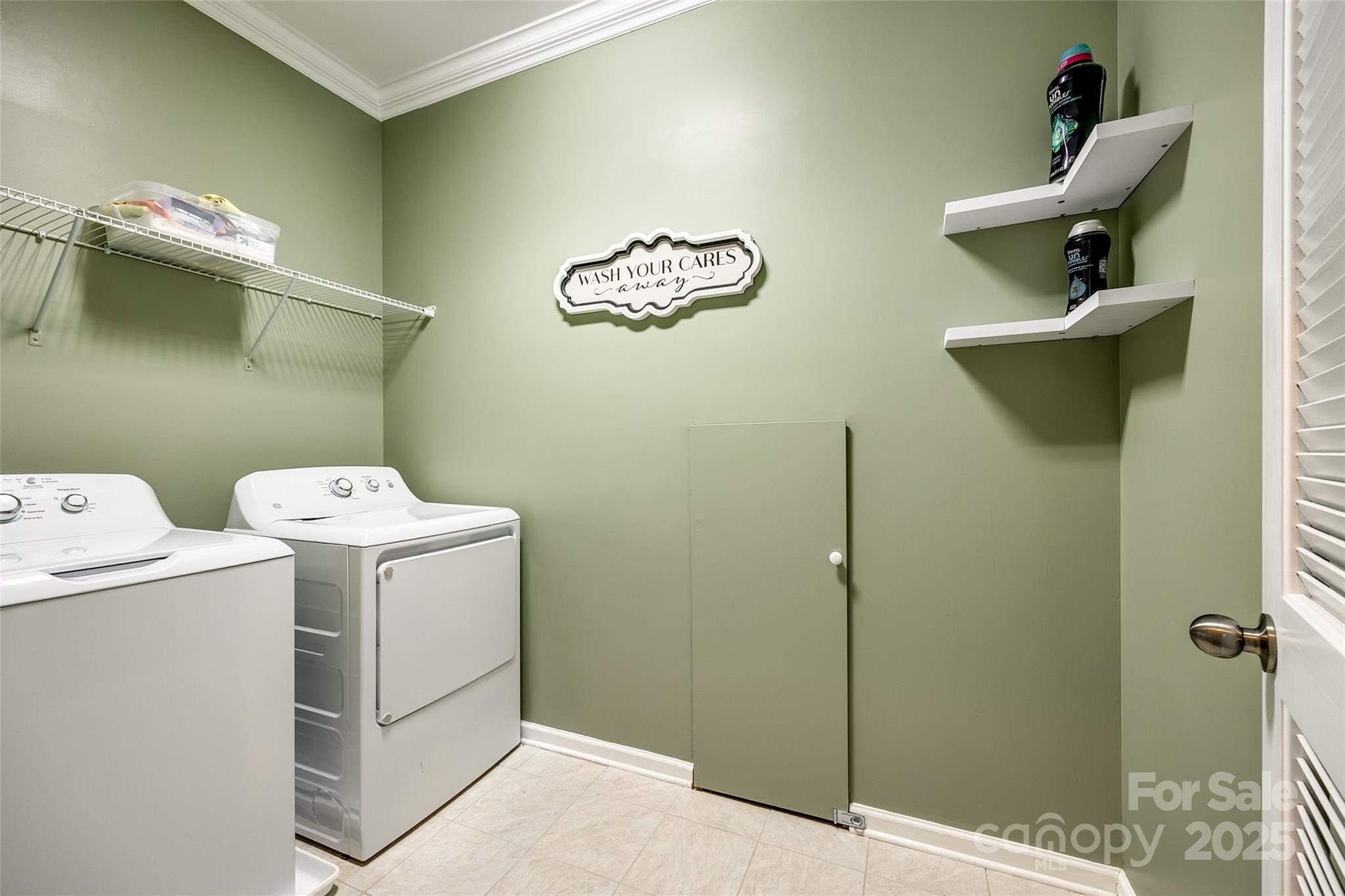 Hawks Creek - Residential