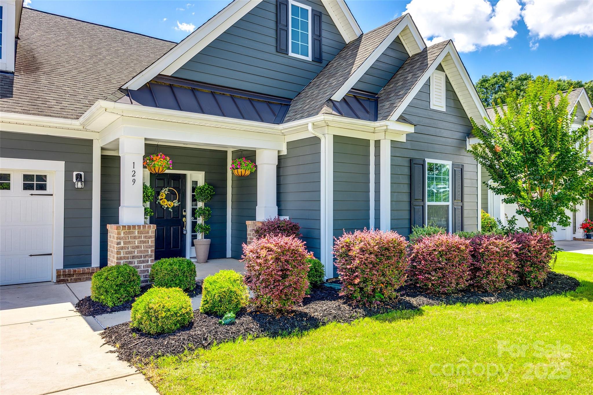 Hawks Creek - Residential