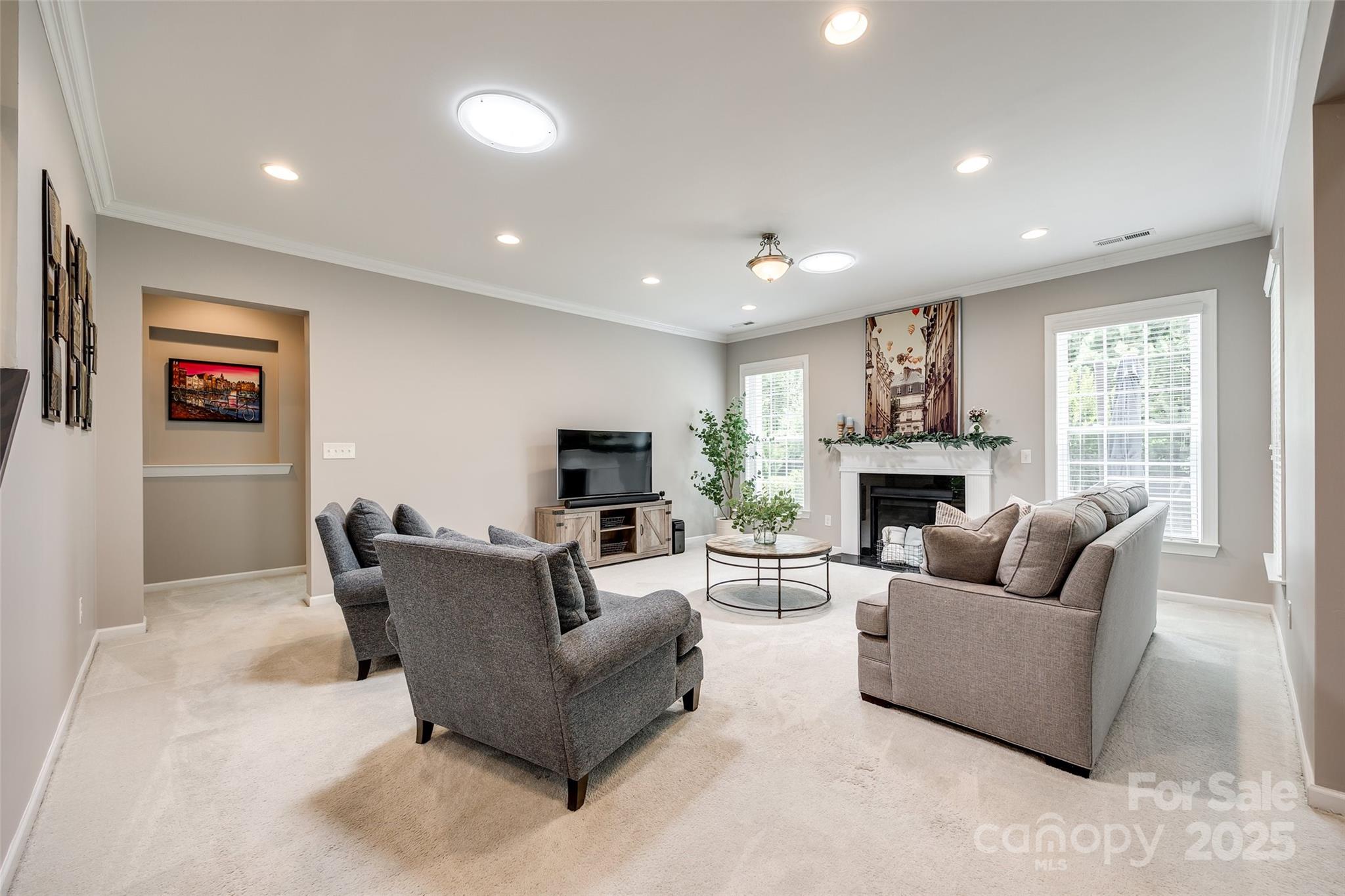 Hawks Creek - Residential