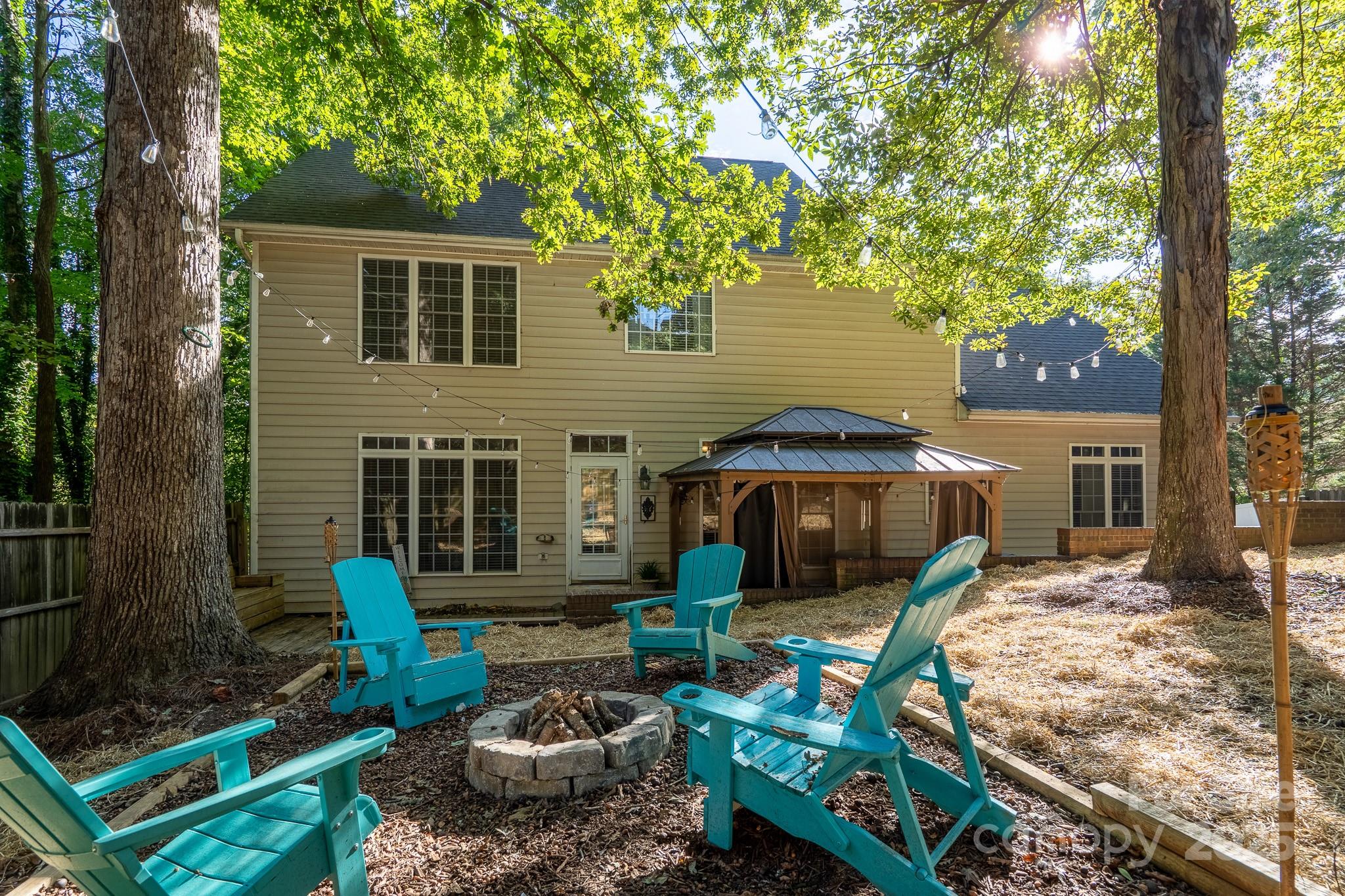 Dakota Woods - Residential