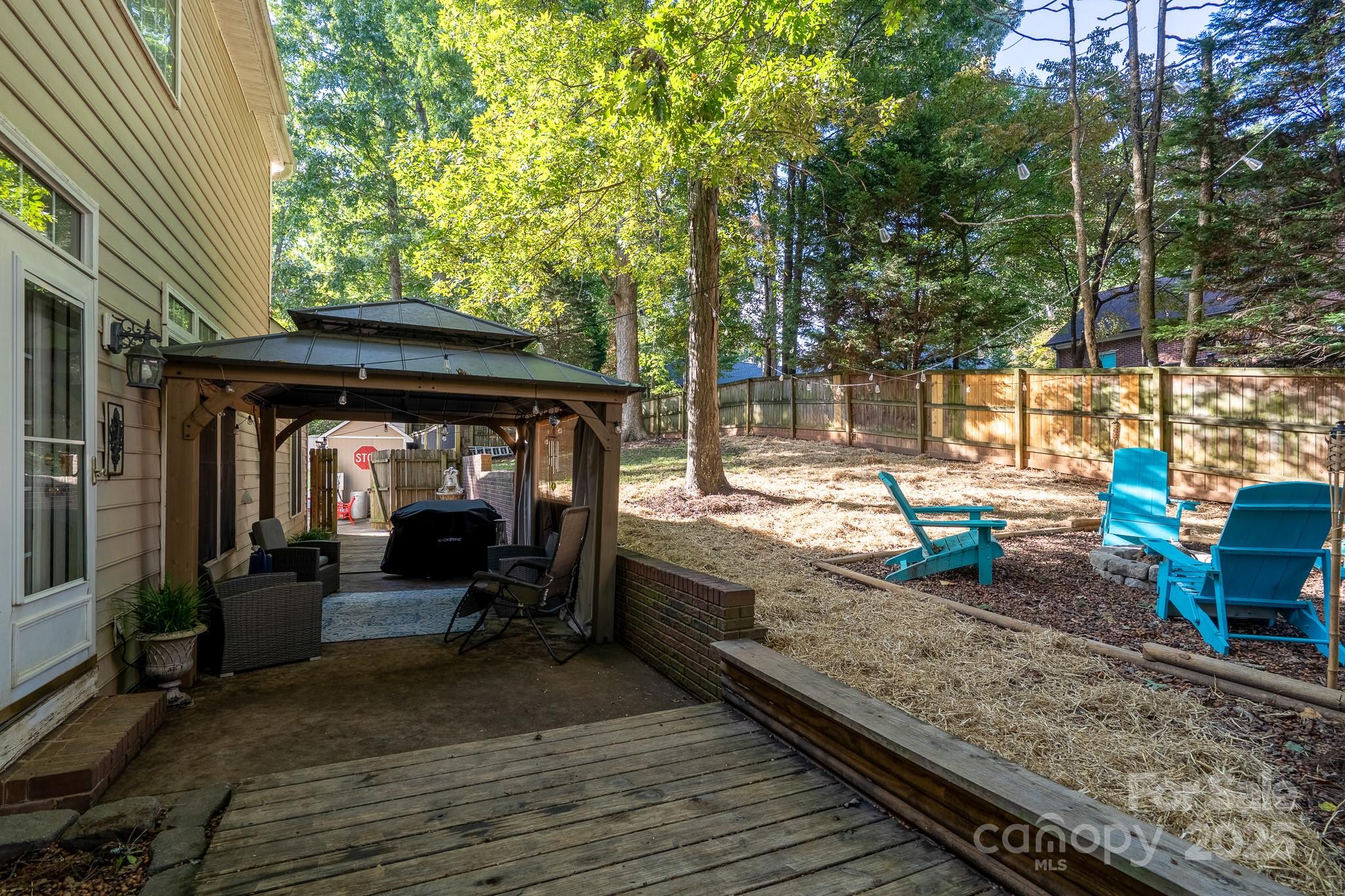 Dakota Woods - Residential