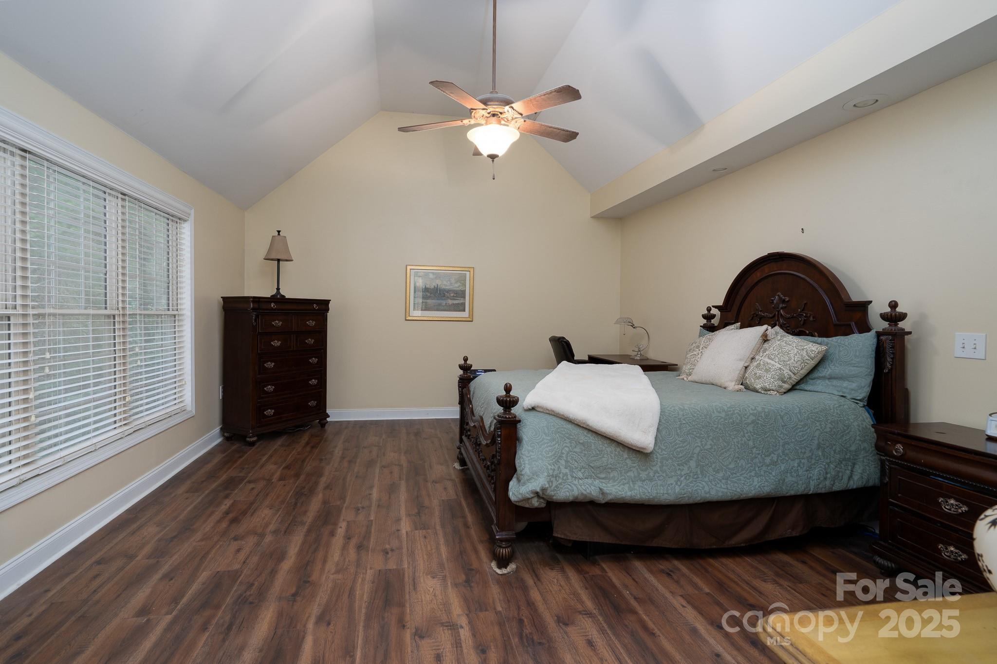 Dakota Woods - Residential