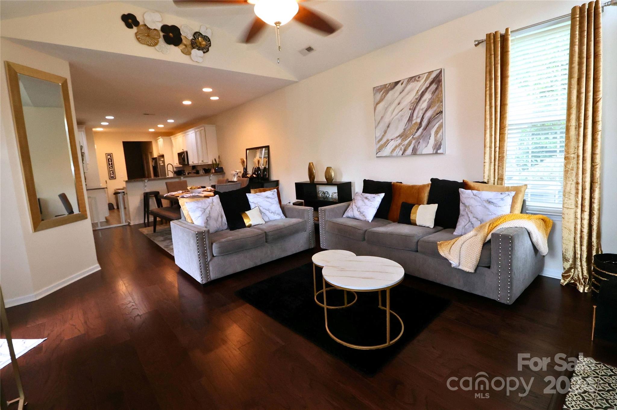 Trellis Pointe - Residential