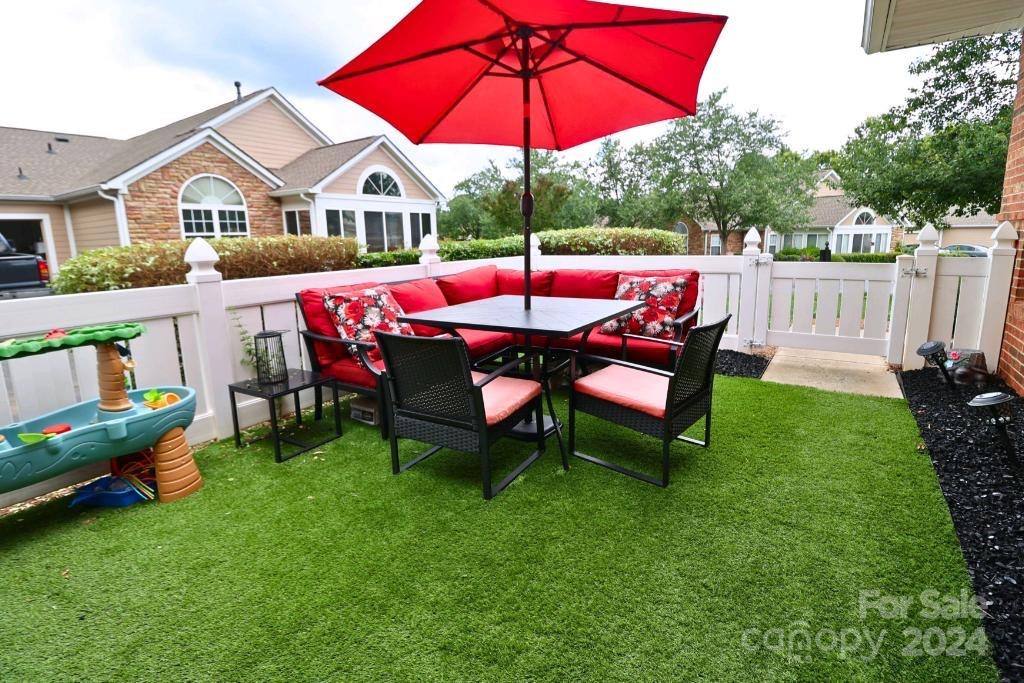 Trellis Pointe - Residential