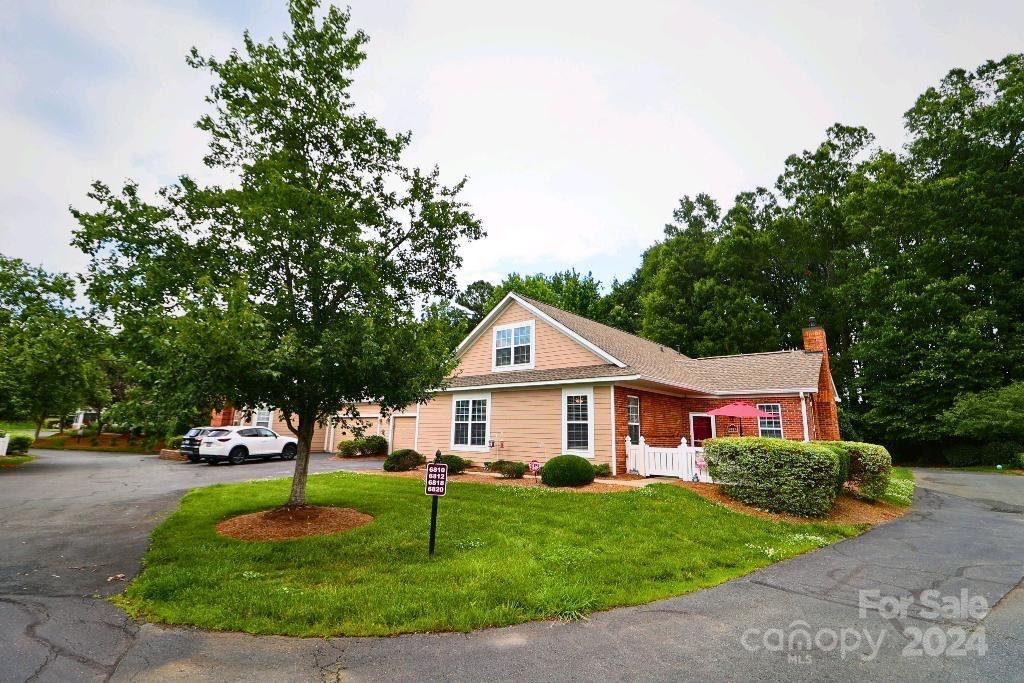 Trellis Pointe - Residential