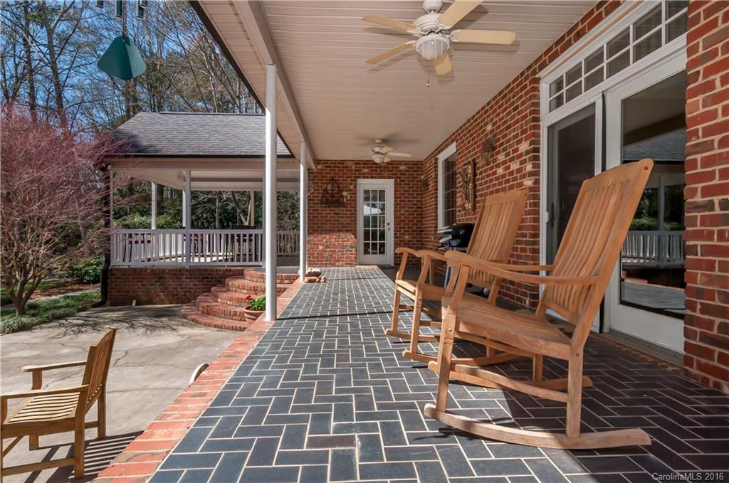 Fox Crossing - Residential