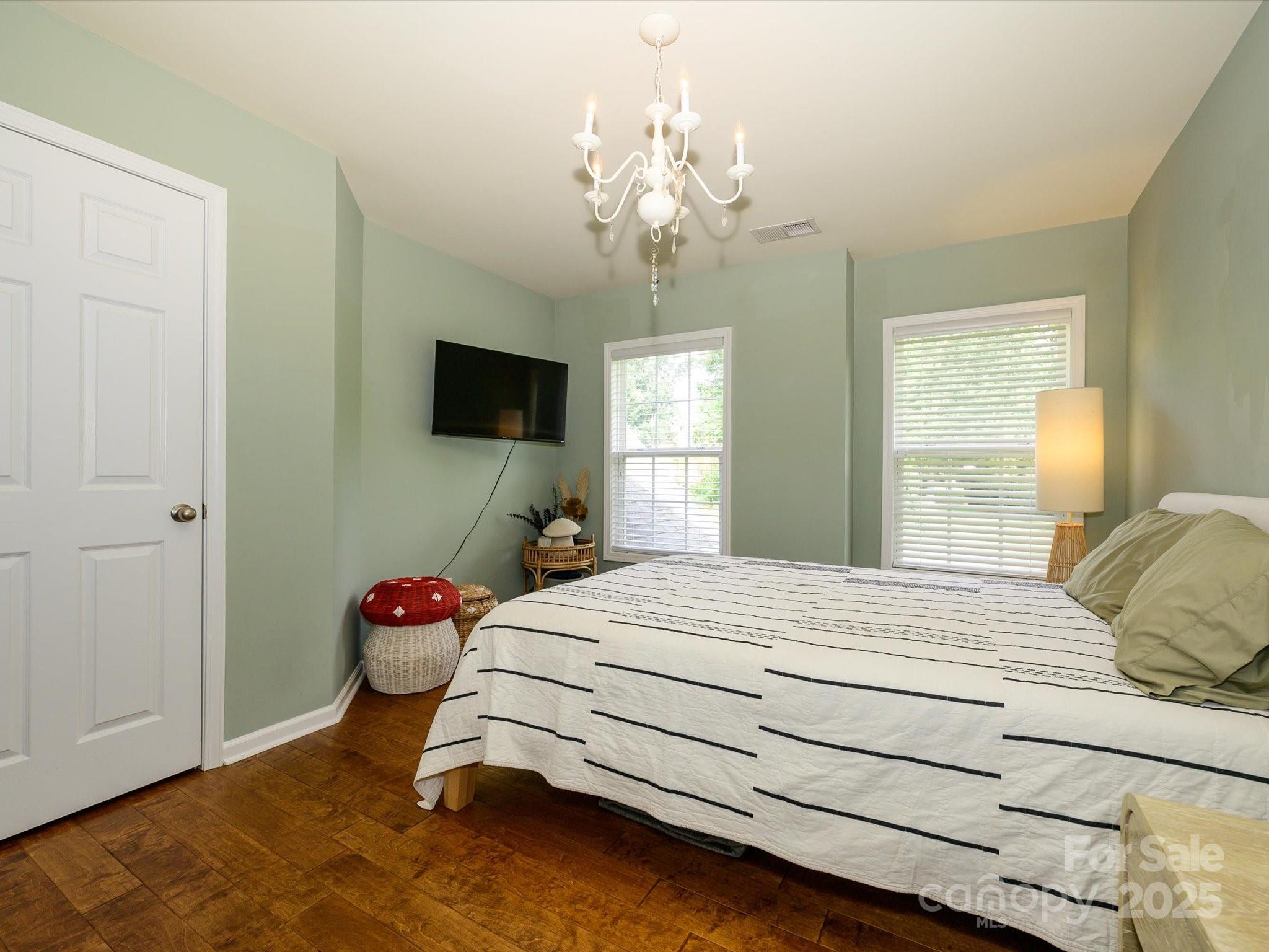 Fairington Oaks - Residential