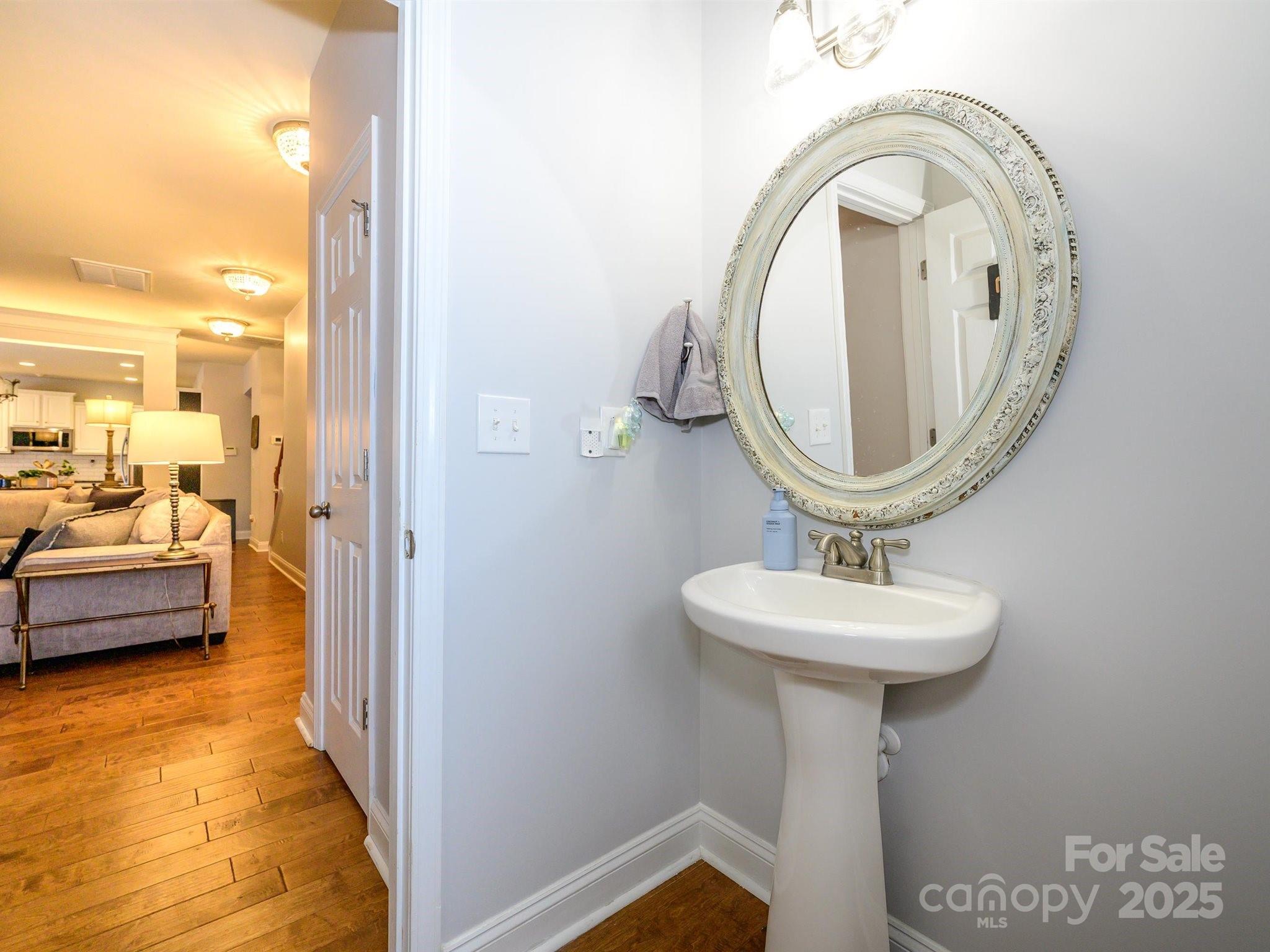 Fairington Oaks - Residential