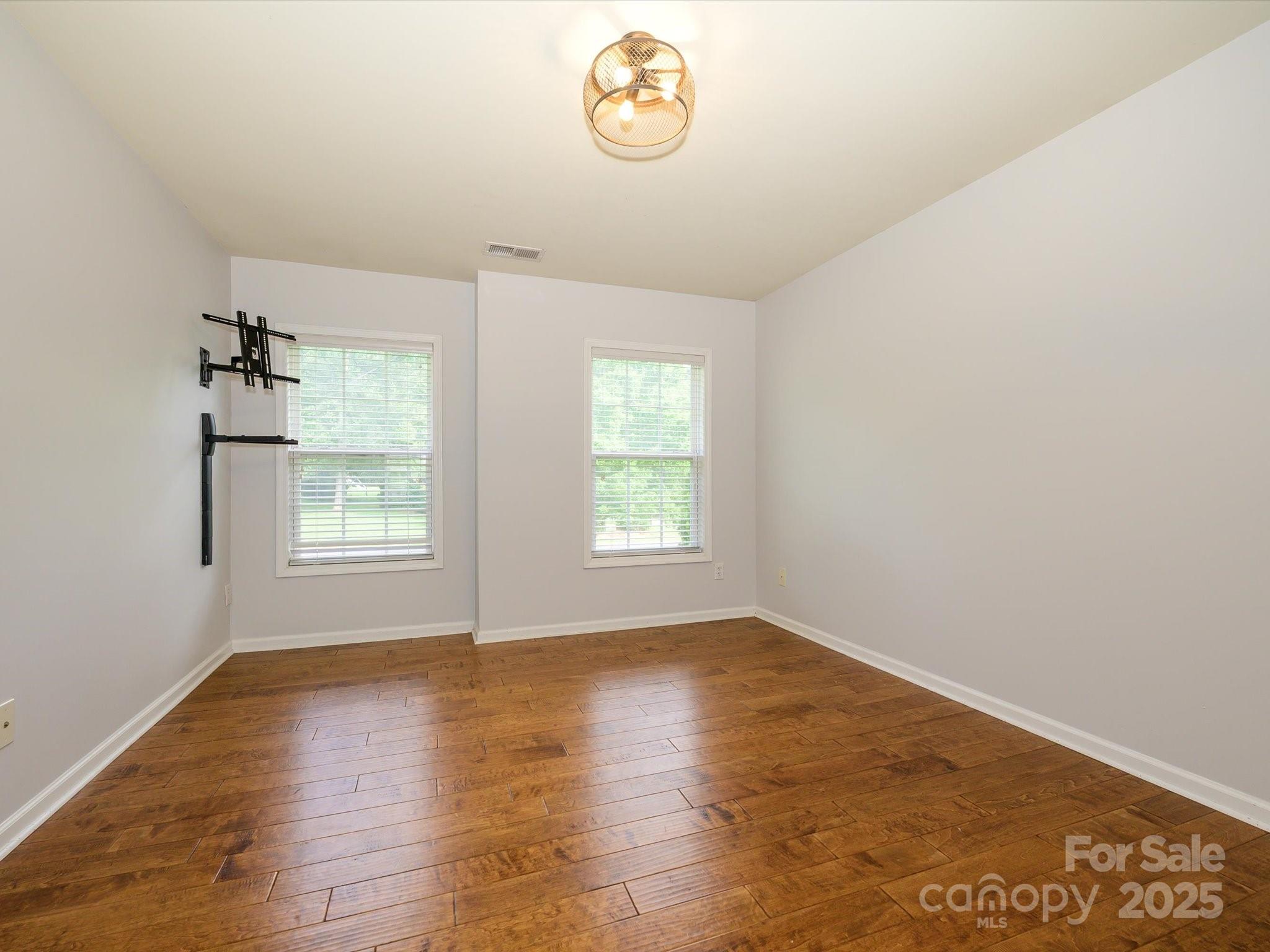 Fairington Oaks - Residential