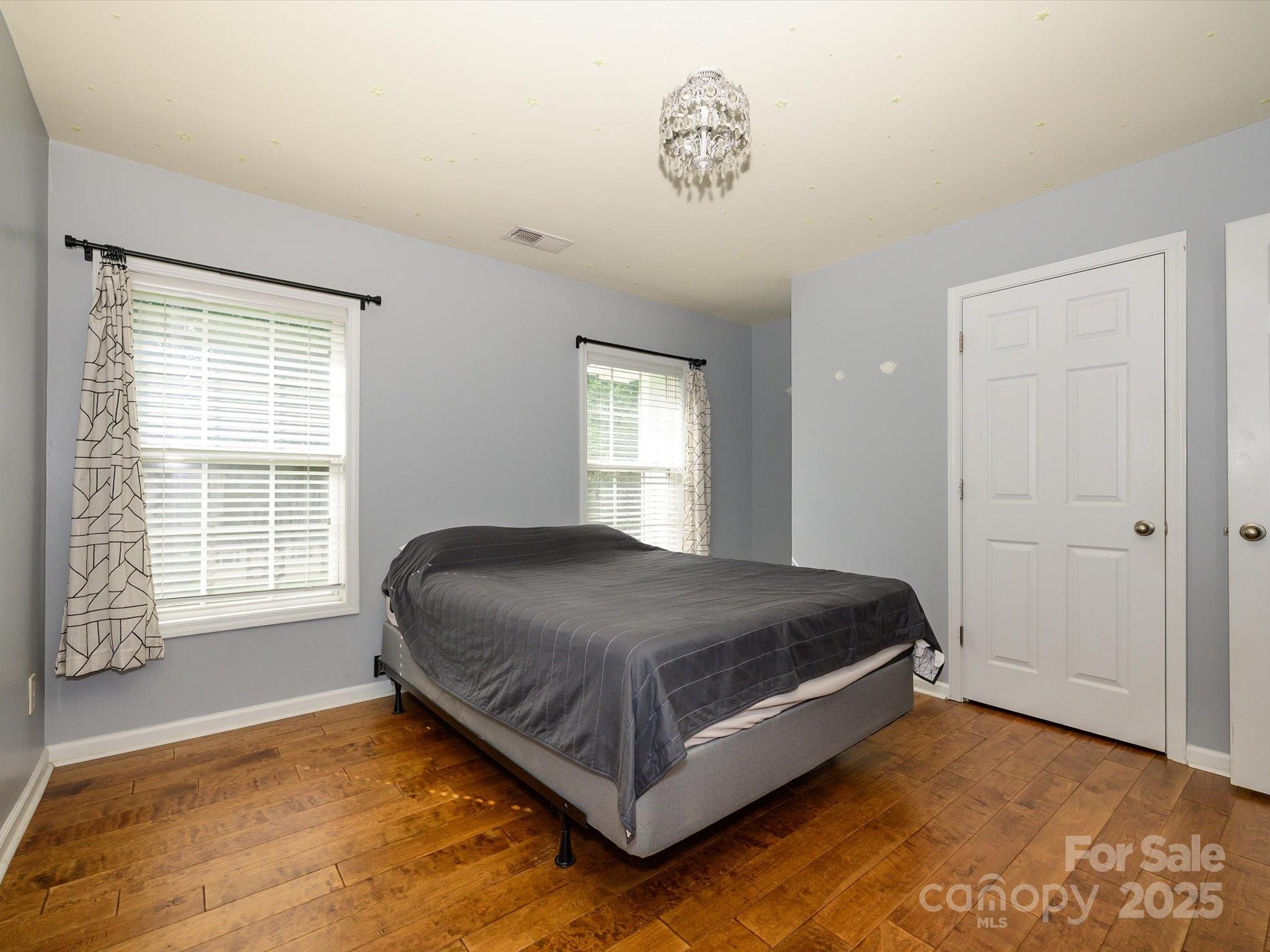 Fairington Oaks - Residential