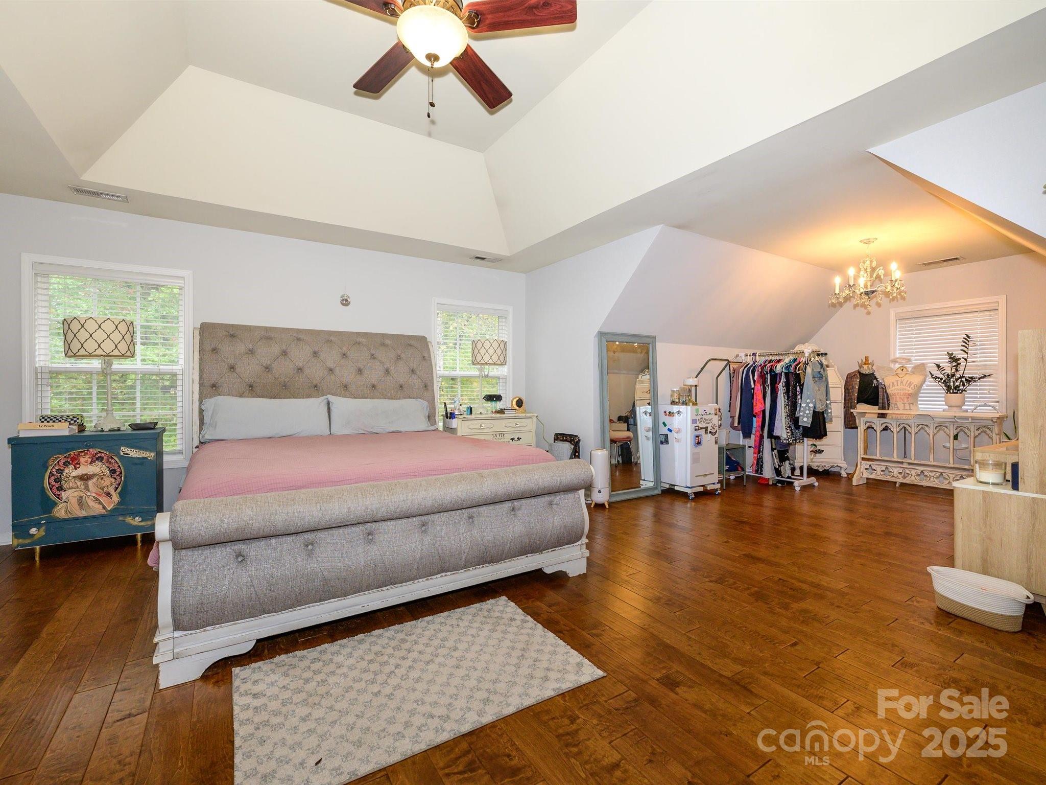 Fairington Oaks - Residential