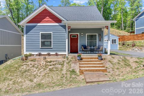 Photo of 116 Northbend Drive, Asheville, NC 28804 (MLS # 4372052)
