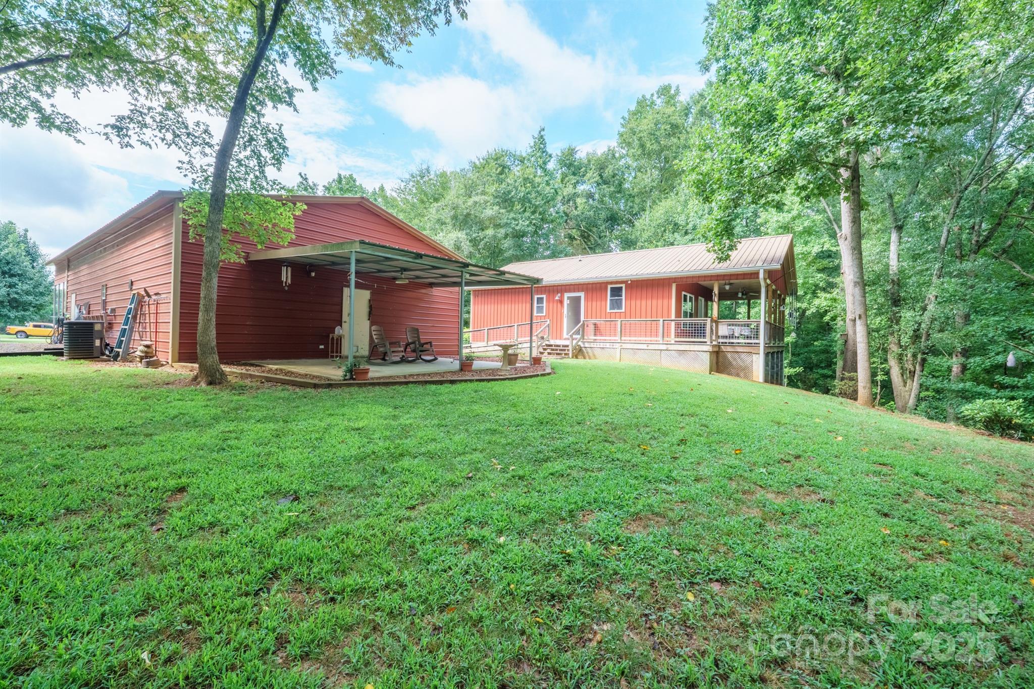 205 Hershel Lackey Road