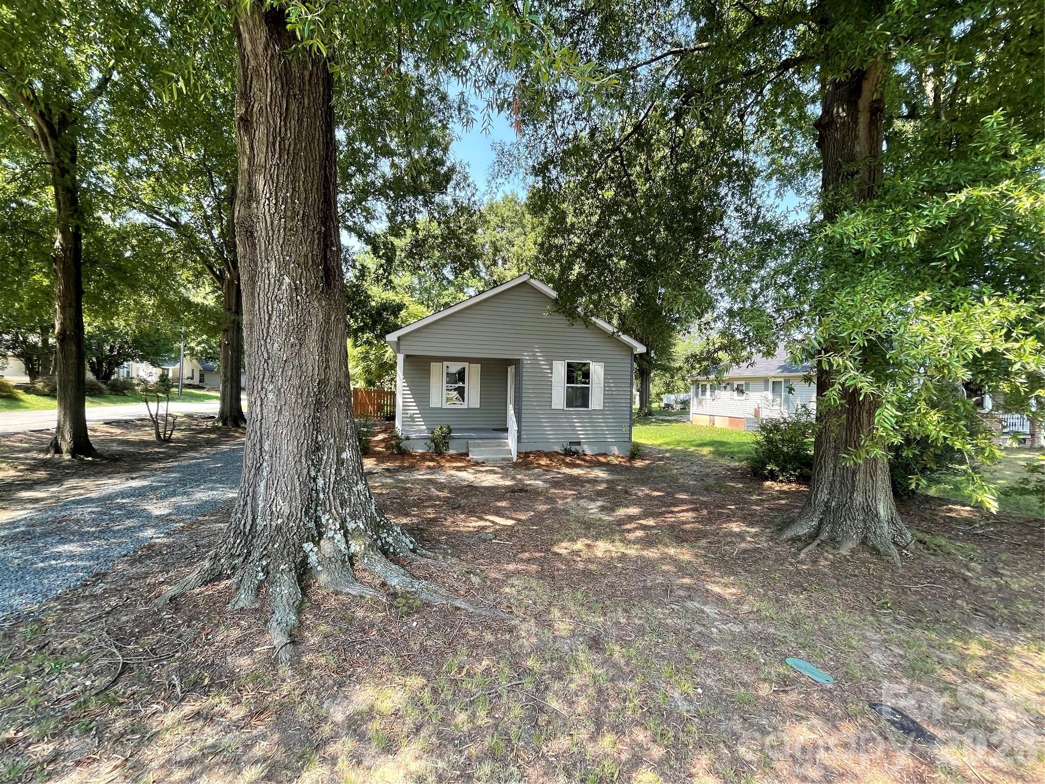 601 W Round Street