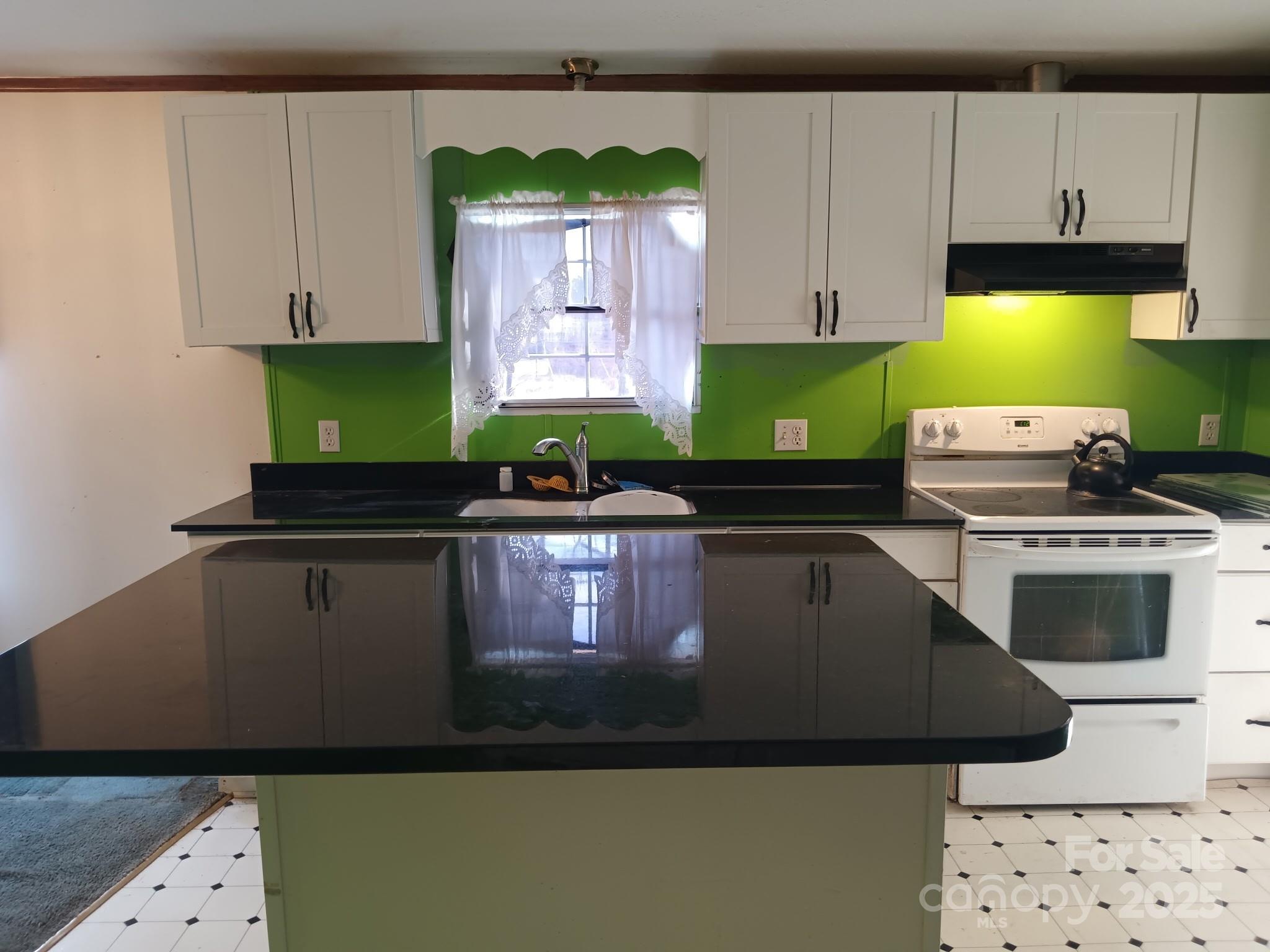 60 Rolling Creek Drive