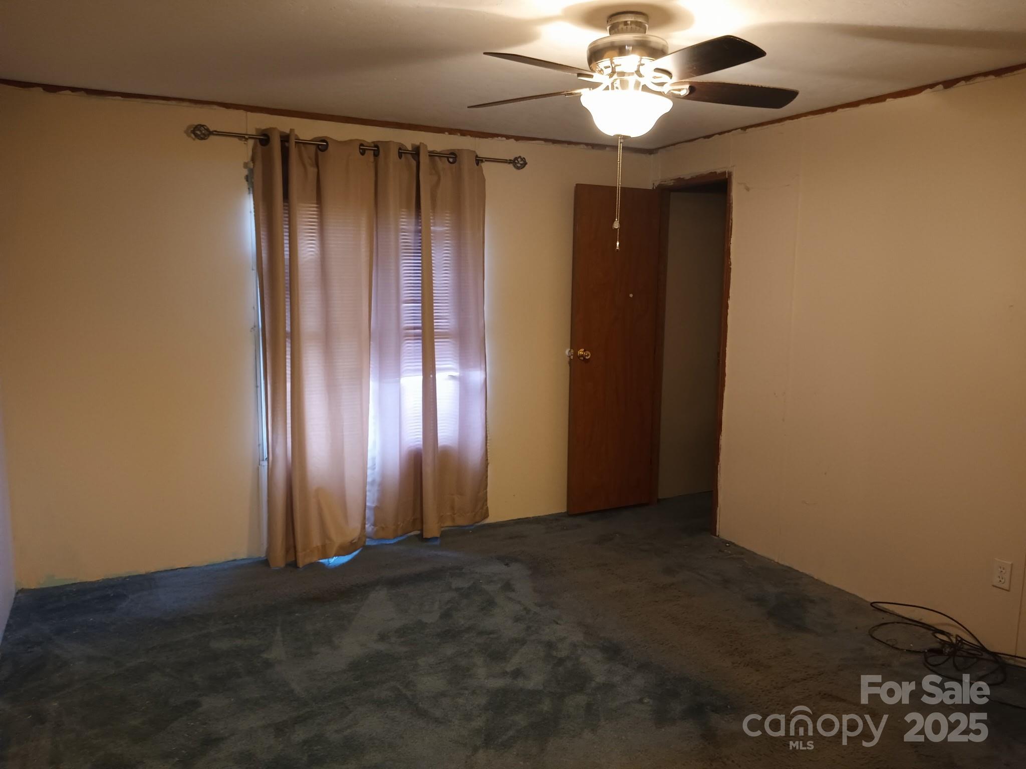 60 Rolling Creek Drive