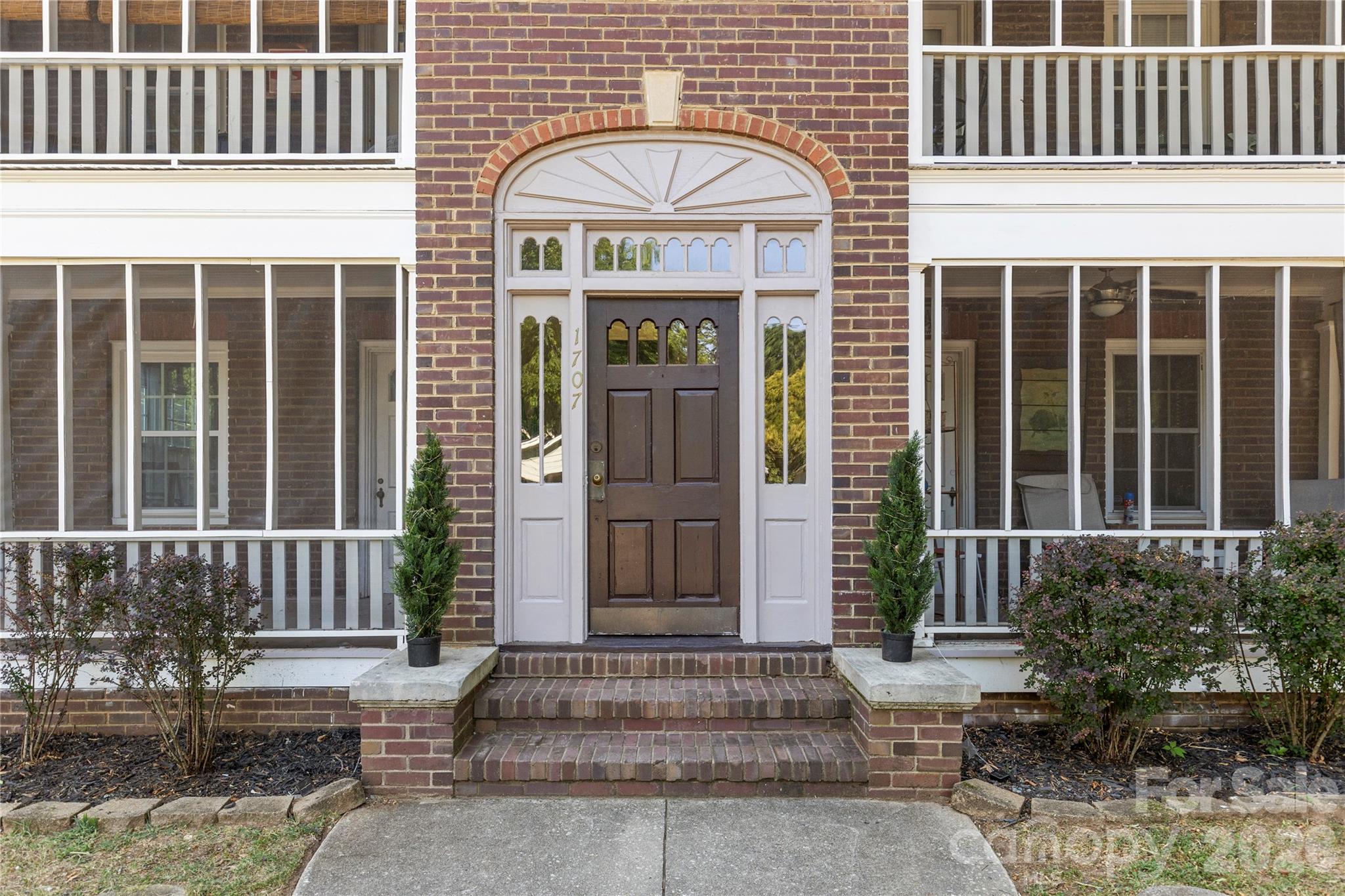 1707 Club Road 3