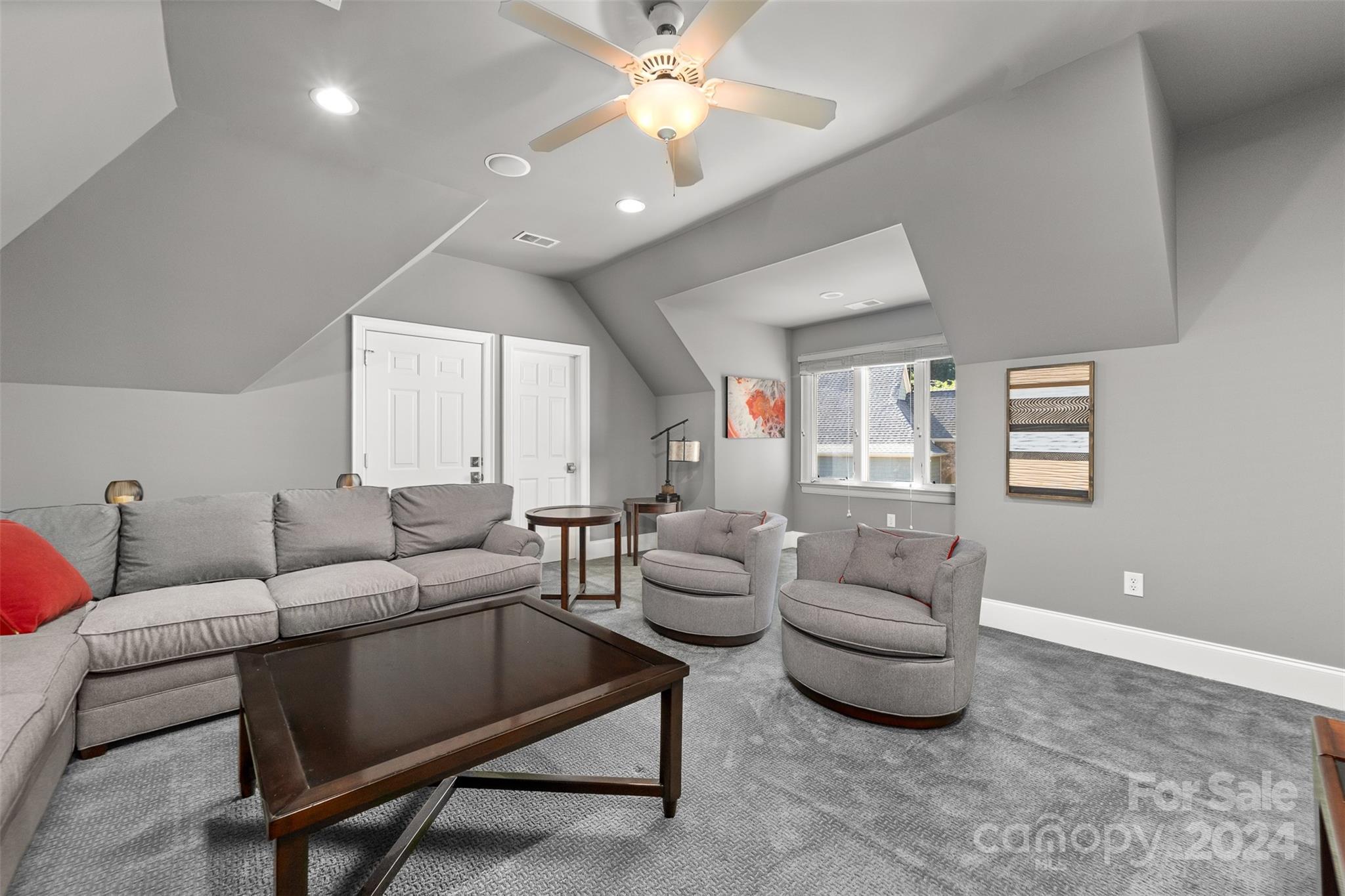 Sailview - Residential