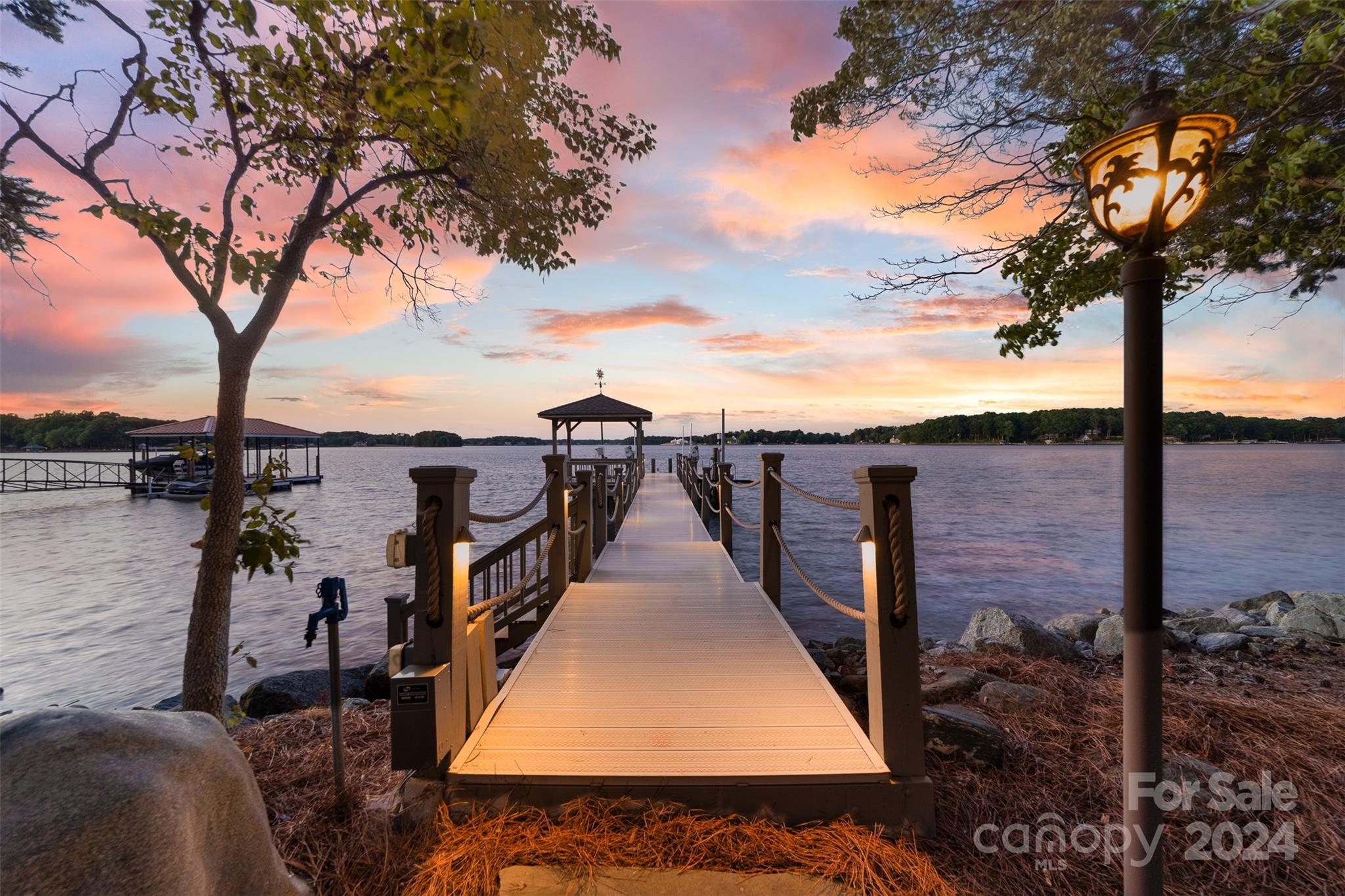 Sailview - Residential