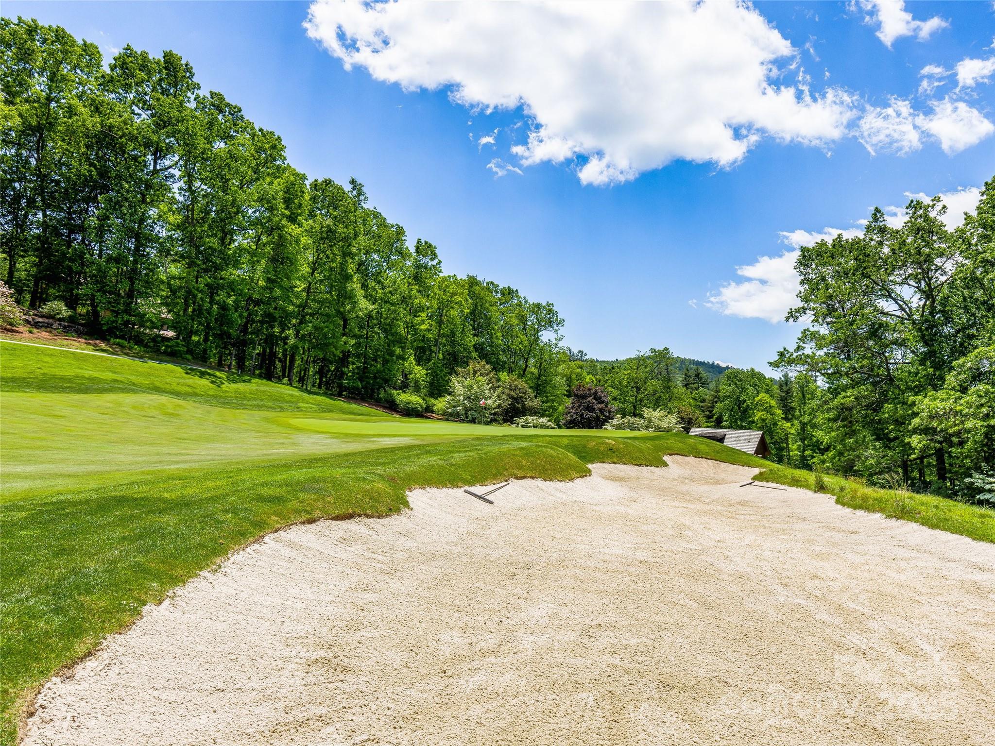 Lake Toxaway Estates - Land