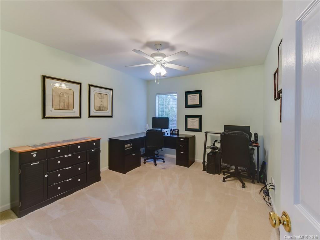 Hallmark Glen - Residential