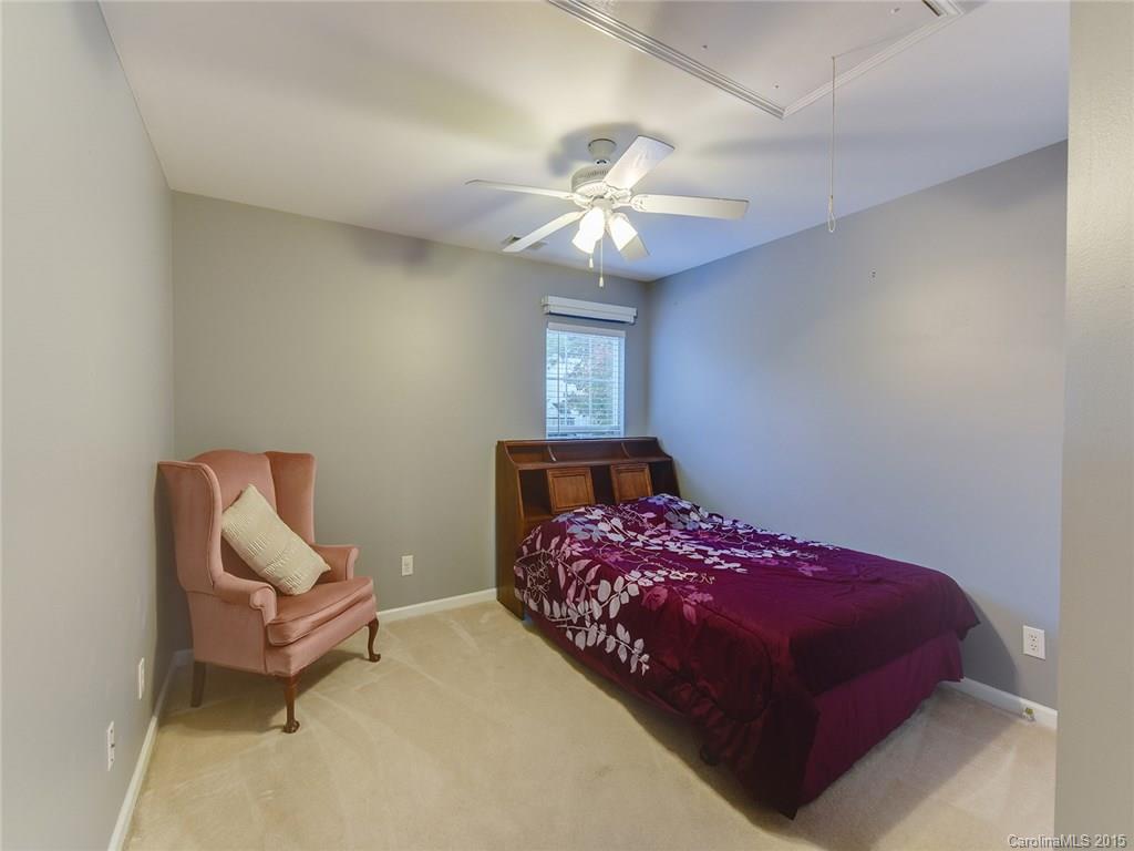 Hallmark Glen - Residential