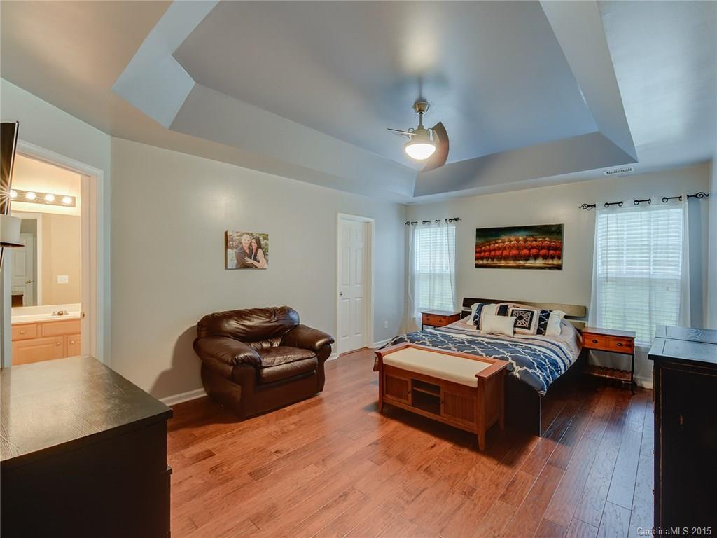 Hallmark Glen - Residential