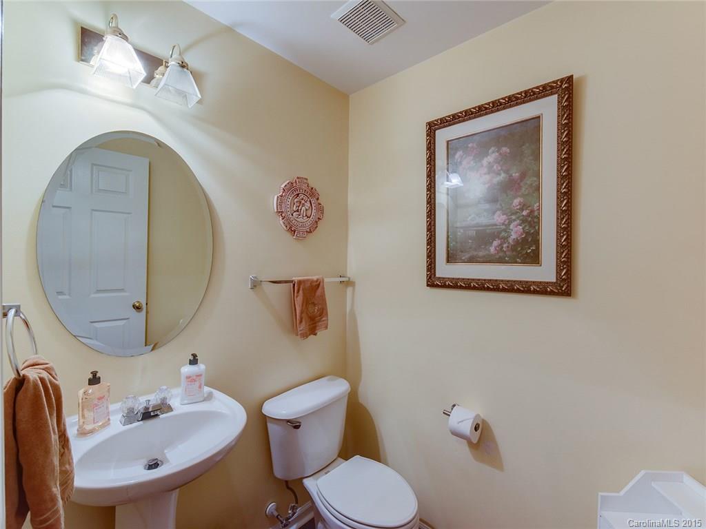 Hallmark Glen - Residential