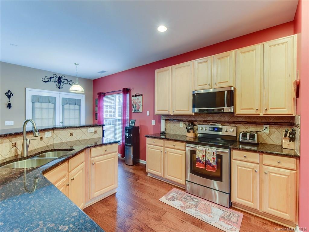 Hallmark Glen - Residential