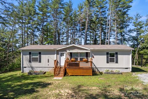 102 Kiwassa Lane Hendersonville NC 28792