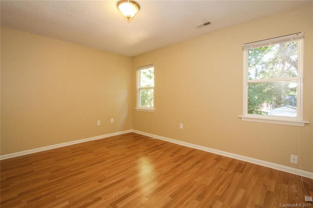 Hickory Ridge - Residential