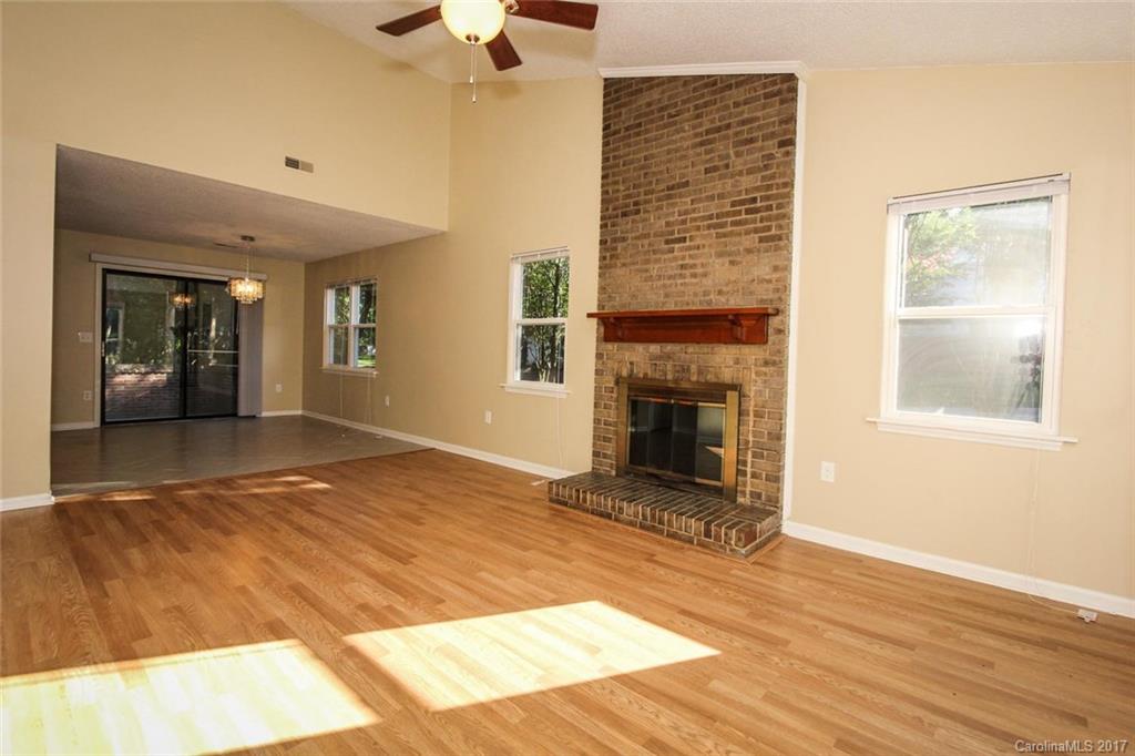 Hickory Ridge - Residential