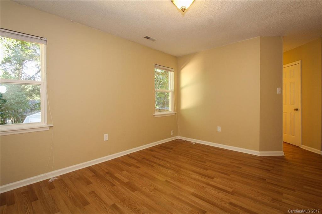 Hickory Ridge - Residential