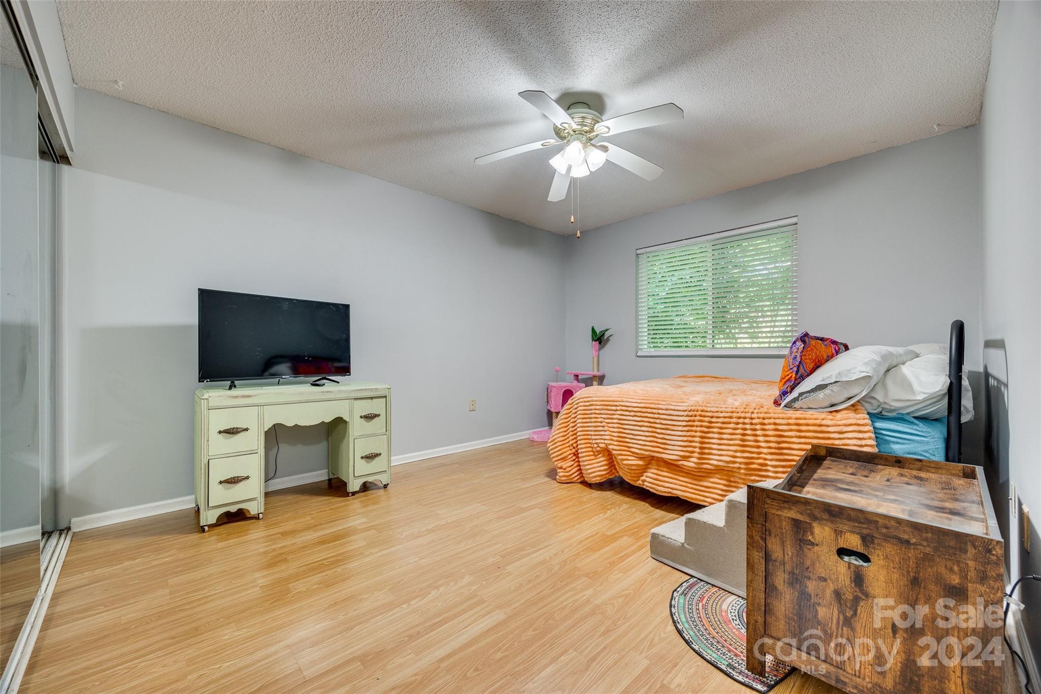 Hunters Chase - Residential