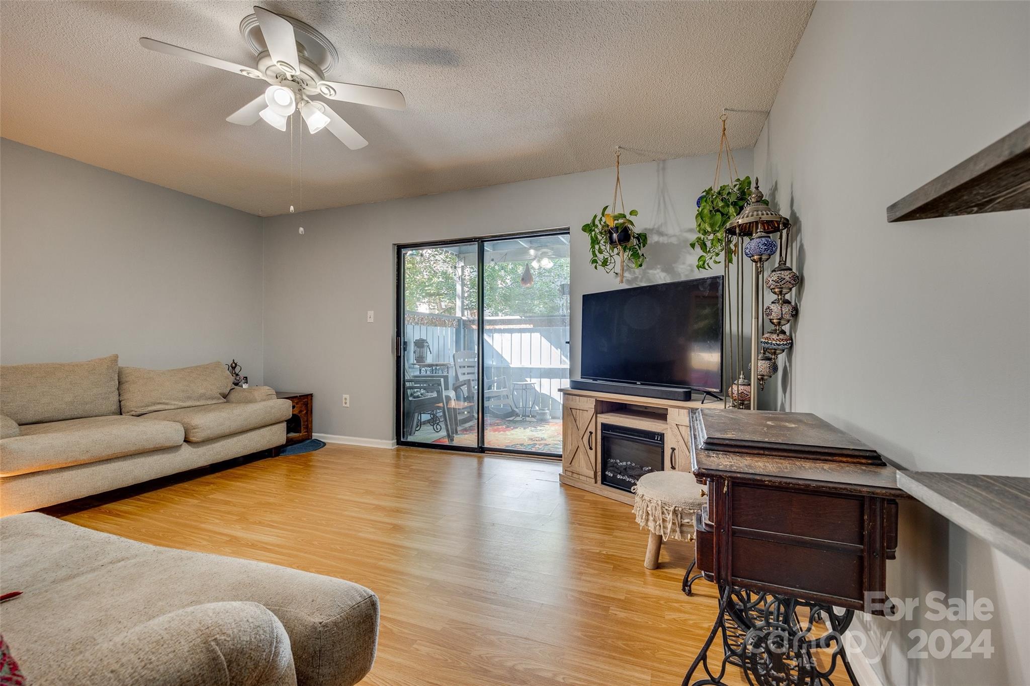 Hunters Chase - Residential