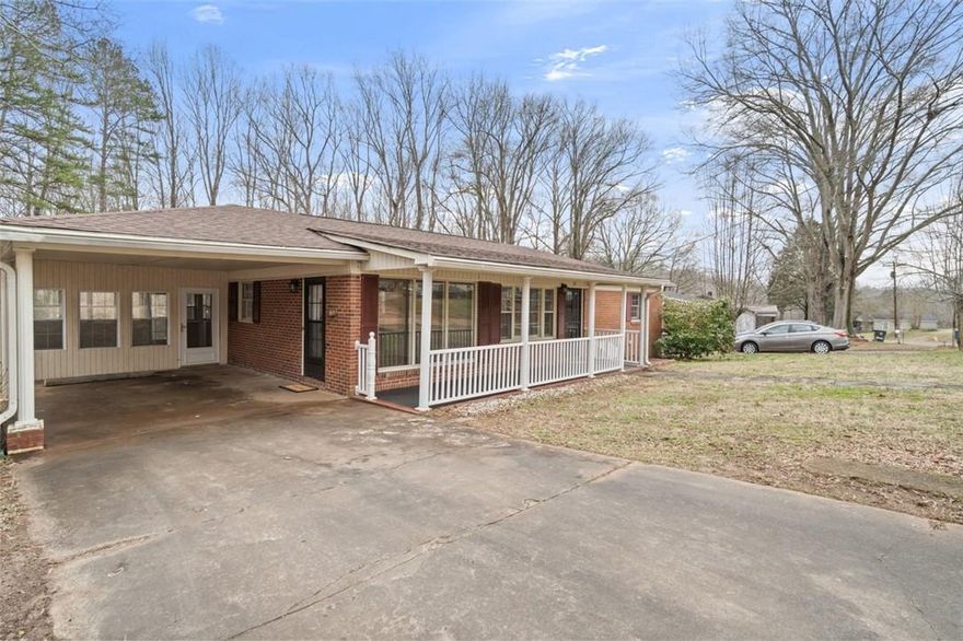 BACK ON MARKET - NO FAULT OF THE SELLERS!
PRICE REDUCTION!! This impressive remodeled ranch is perfect for entertaining with its large den, kitchen, and space for a dedicated dining or living room. It has upgrades galore including beautiful waterproof luxury vinyl plank flooring in the kitchen and den, refinished original hardwood floors, Frigidaire kitchen appliances, granite countertops, Daltile Herringbone backsplash, a completely updated bathroom with gorgeous cabinetry, an American Standard soaker tub.....the list goes on and on! Can't forget the covered front porch - the perfect spot for enjoying the outdoors or the sunroom for entertainment, crafting, you name it or the spacious back yard with two sheds for storage. Located within walking distance to W. Madison Street, local eateries and the Yorkville Marketplace. View the Matterport 3D video here: https://my.matterport.com/show/?m=ayzmbYRiMYr.