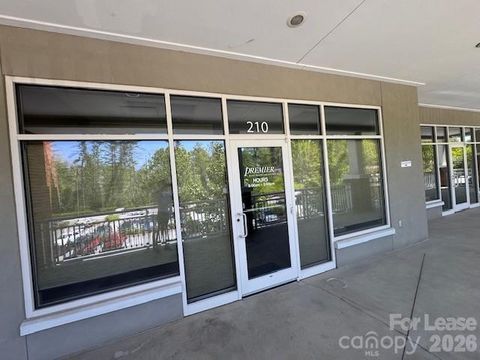 Photo of 1550 Hendersonville Road #210, Asheville, NC 28803 (MLS # 4373166)