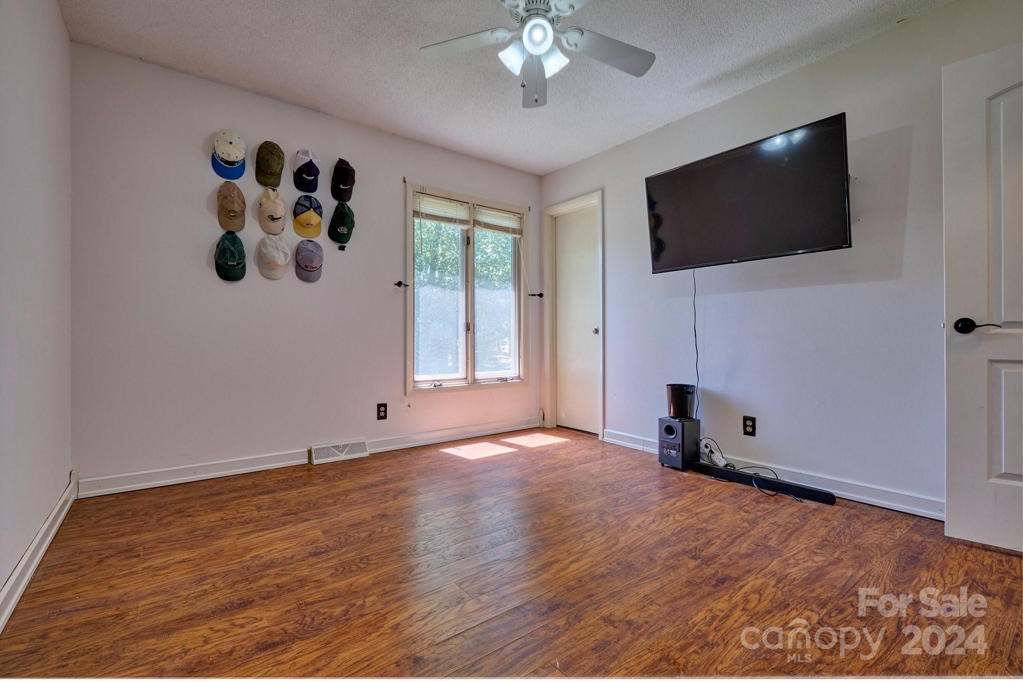 River Hills - Residential